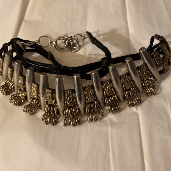 VINTAGE MULTI STRINGS FANCY ORNATE STUDDED BLACK AND GOLD METAL POINTED BELT 32” - Picture 3 of 7